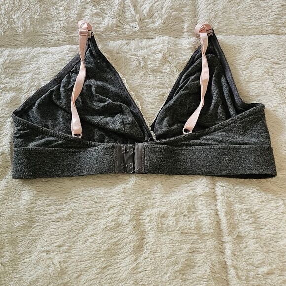Laura Ashley Lace Trimmed Gray Bralette. Size Large - Picture 2 of 4